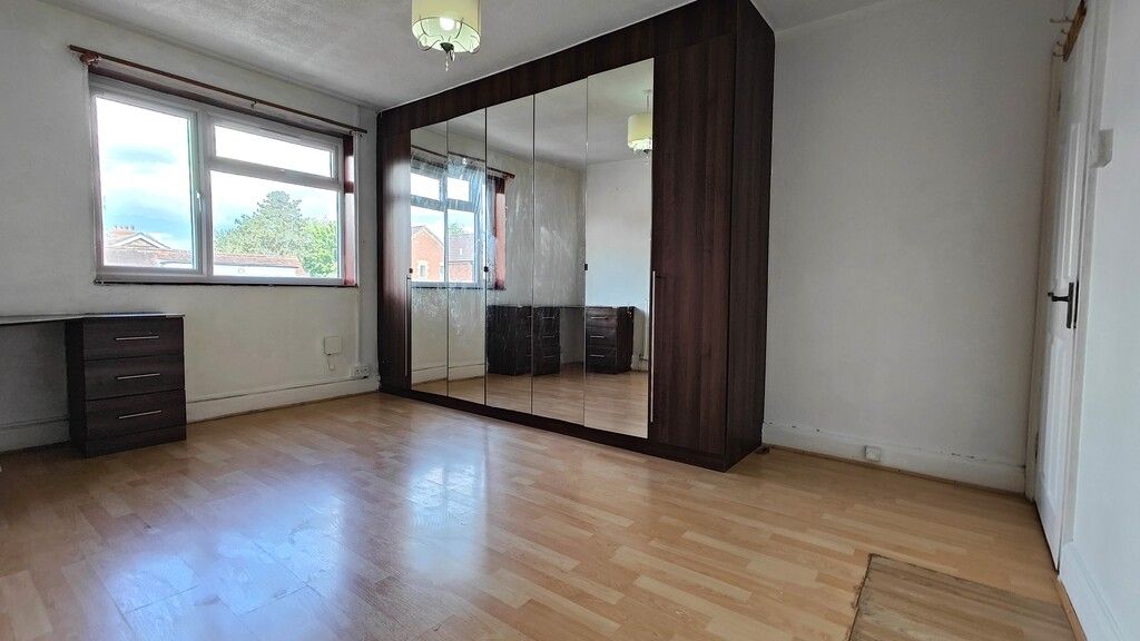 Property photo 2 of 10 108 Lettings