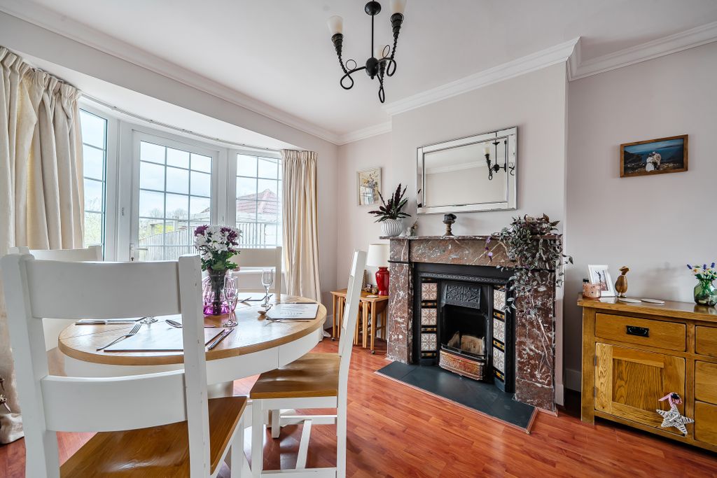 Property photo 2 of 21 1438274569cd3Be676Bea