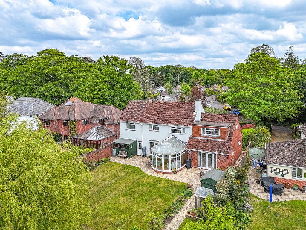 Property photo 2 of 23