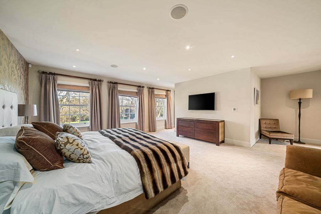 Additional image 13 of 6 bed property for saleCoombe Park, Kingston Upon Thames, South West London KT2, United Kingdom