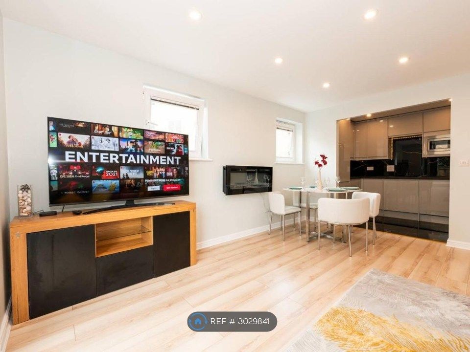 Property photo 2 of 22 Open Plan Living/ Dining
