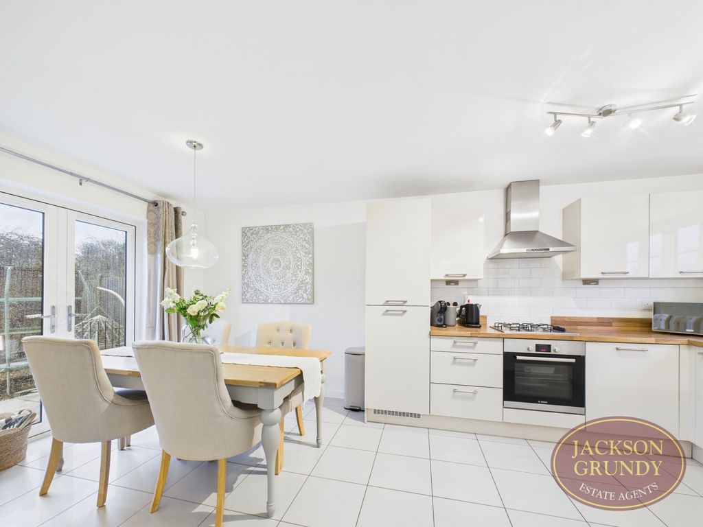 Property photo 2 of 16 Quarry View