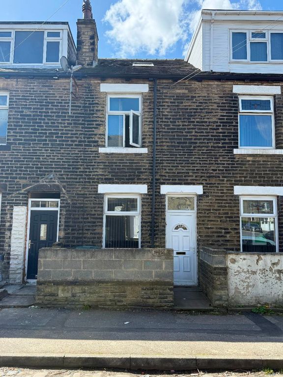 Property photo 1 of 11 Front