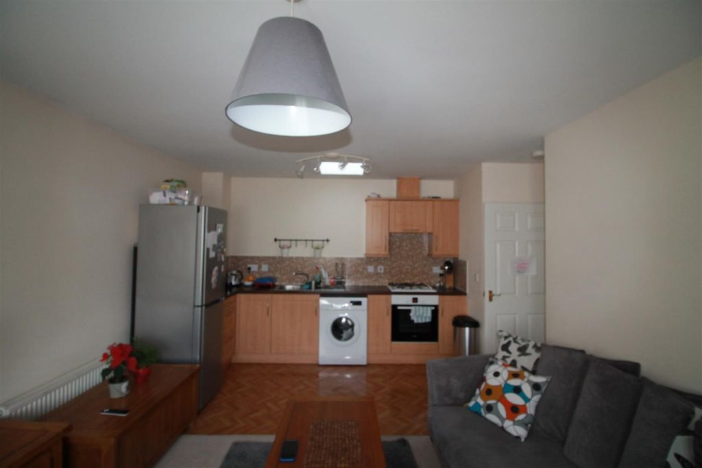 Property photo 2 of 7