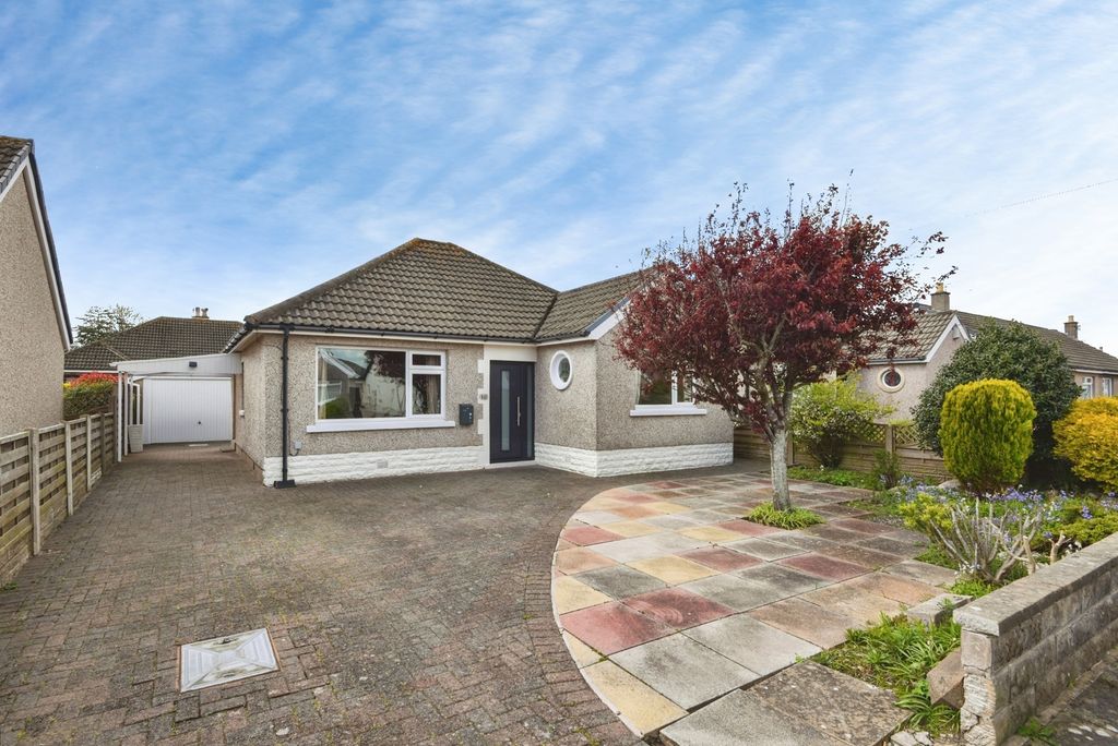 Property photo 1 of 20 Pbox-Img.Jpg