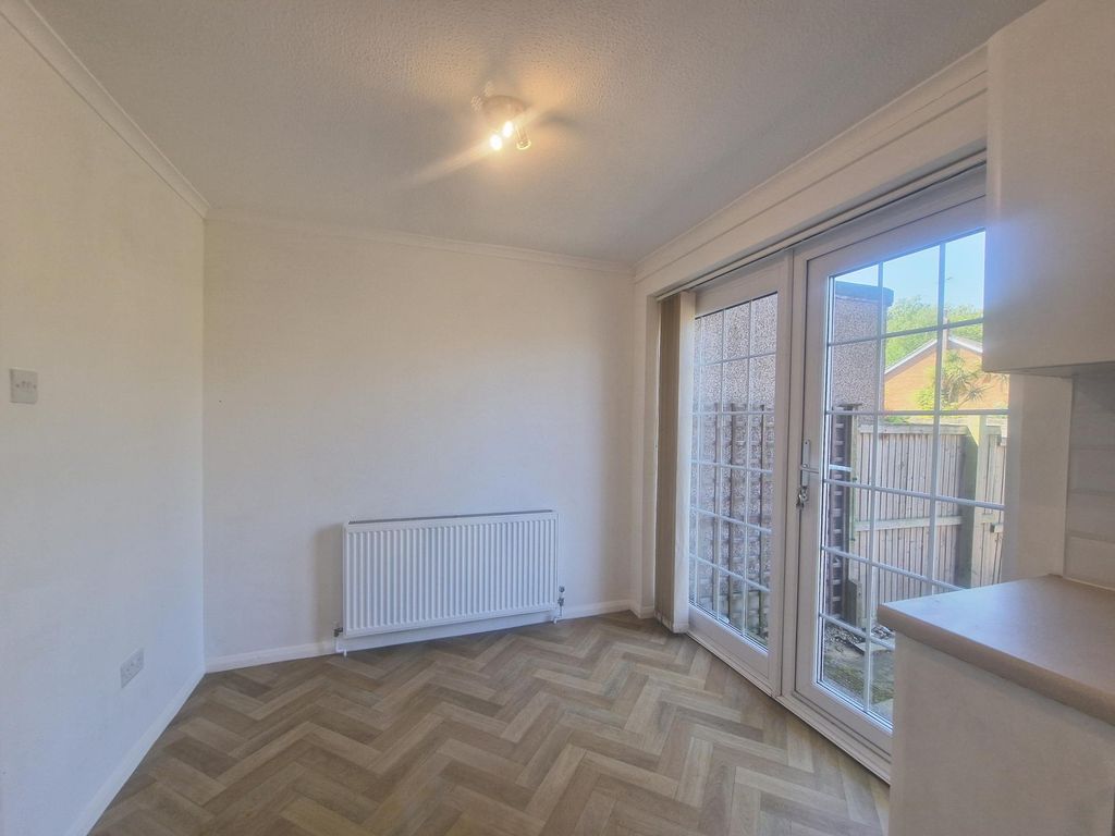 Property photo 3 of 17 Photo 15