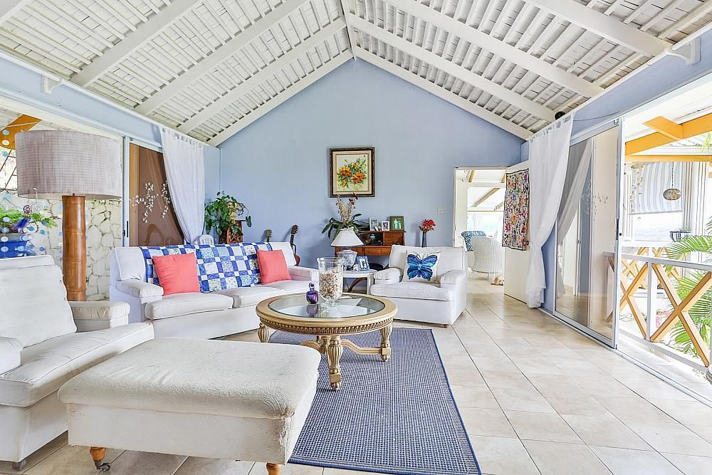 Property photo 2 of 21