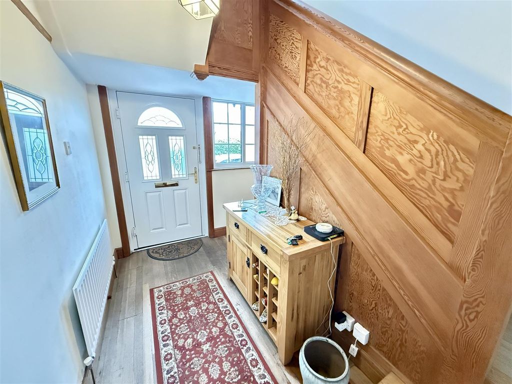 Property photo 3 of 29 Reception Hallway