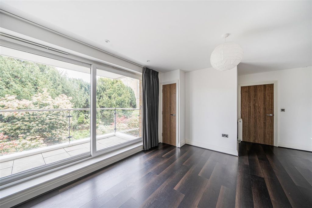 Property photo 2 of 14 1446488-17-69Dfa725749ee.Jpg