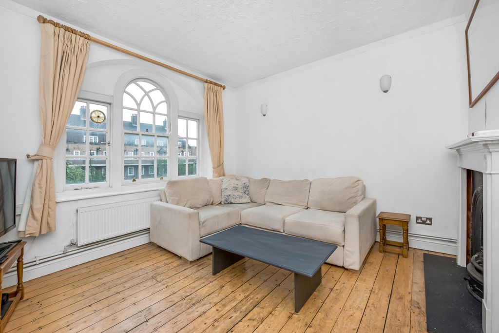 Property photo 3 of 14