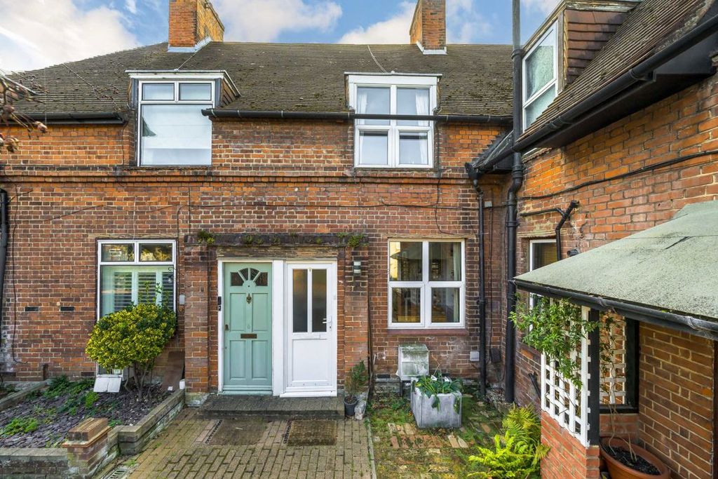 Property photo 1 of 6