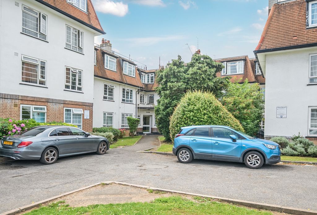 Property photo 1 of 11 1326372-9-6880c8E...