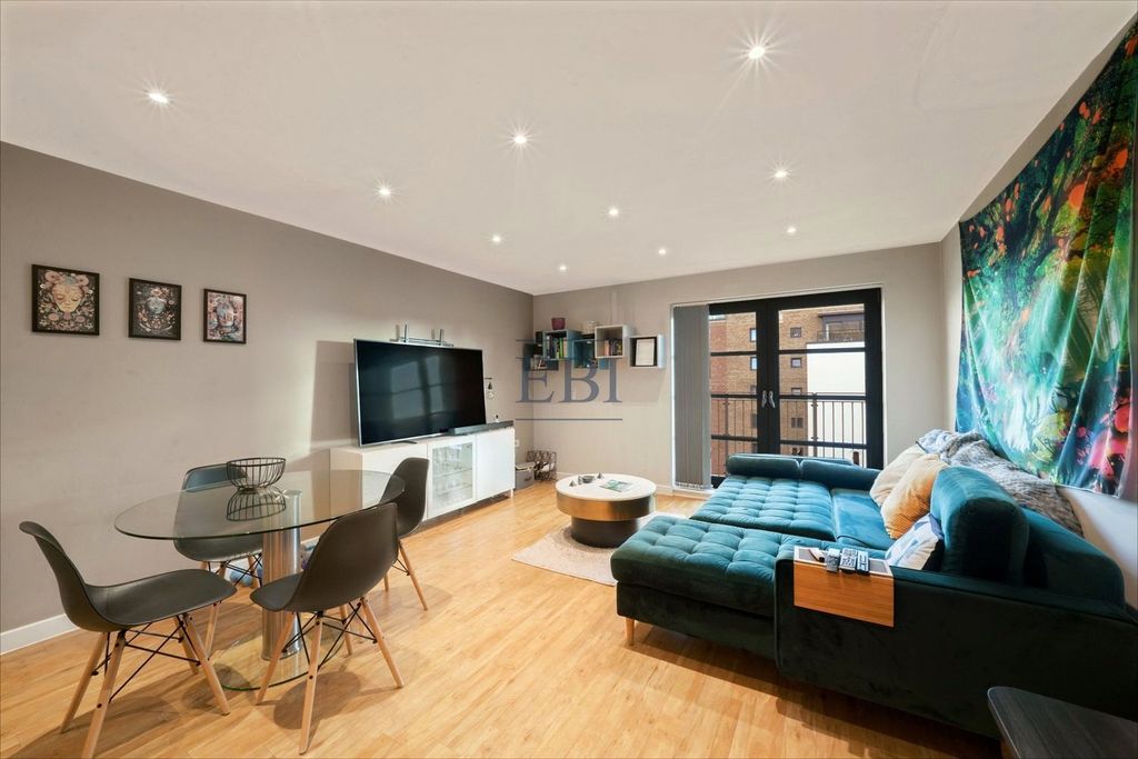 Property photo 1 of 16 Picture No. 04