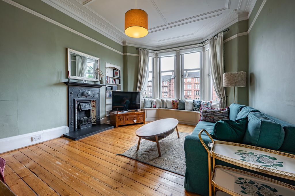 Property photo 2 of 37