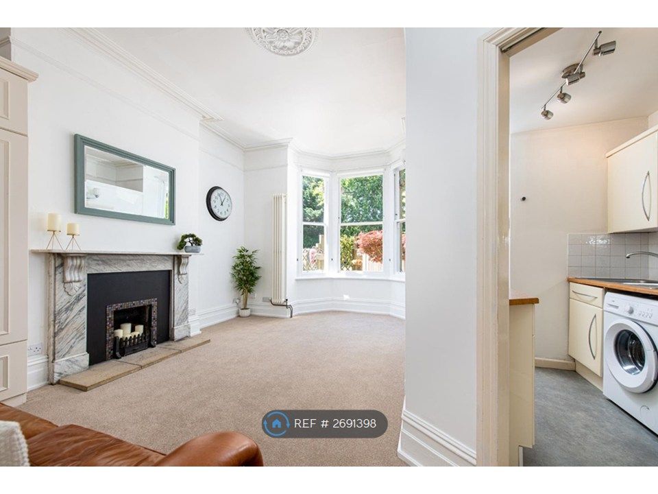 Property photo 2 of 29