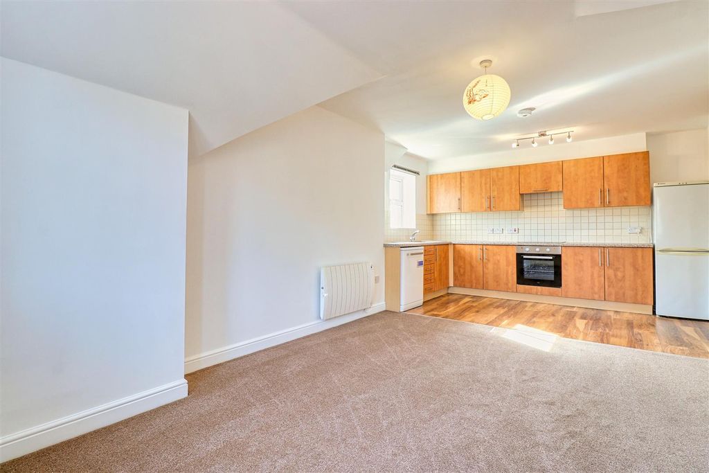 Property photo 3 of 13 0 General