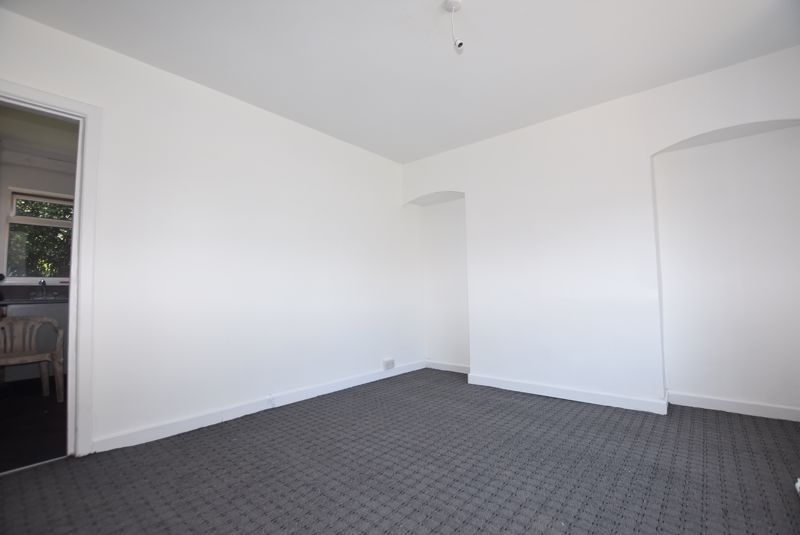 Property photo 3 of 9 Photo 10