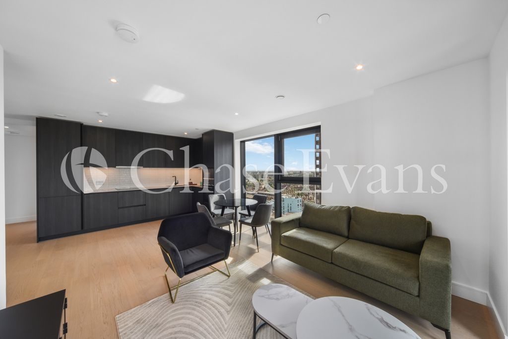 Property photo 3 of 15 Living Room