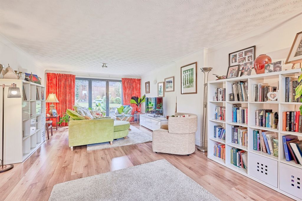 Property photo 2 of 14