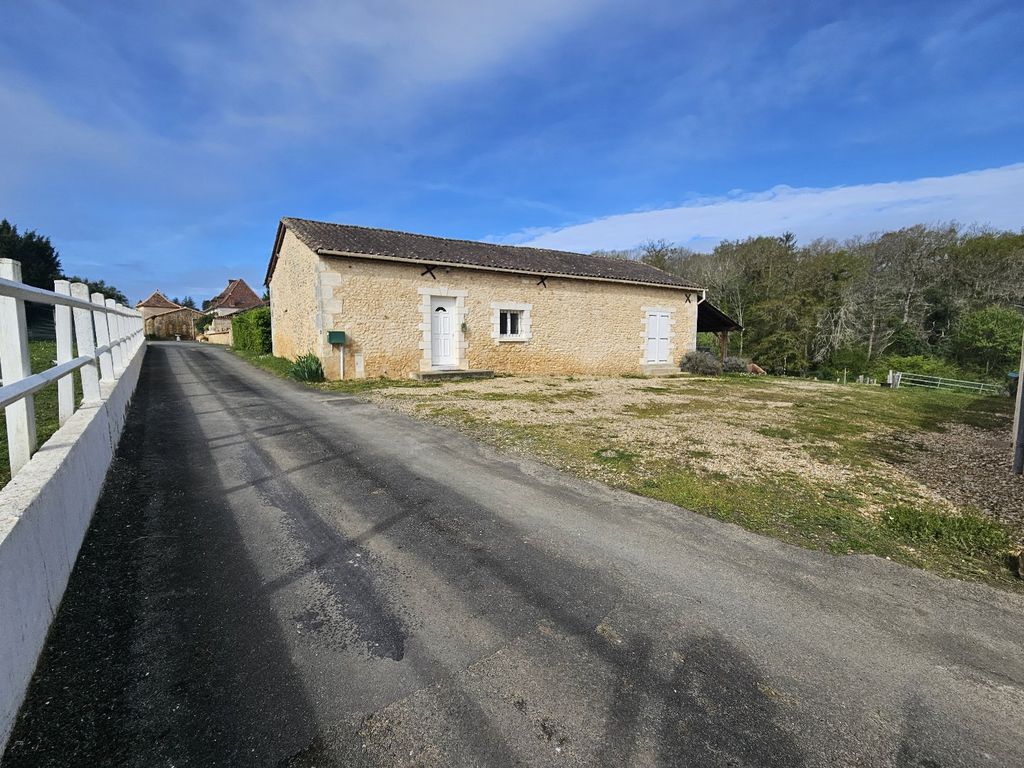 Property photo 3 of 8