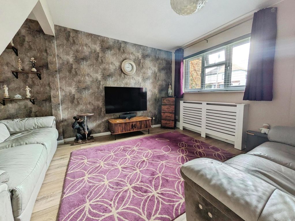 Property photo 2 of 13 Pbox-Img.Jpg