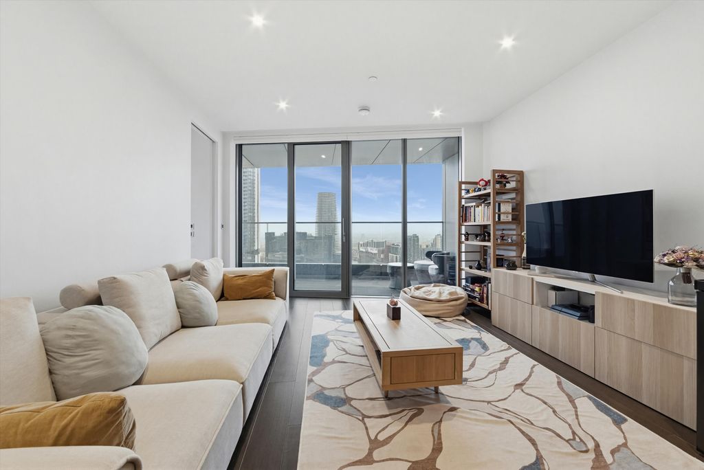 Property photo 1 of 15 Image