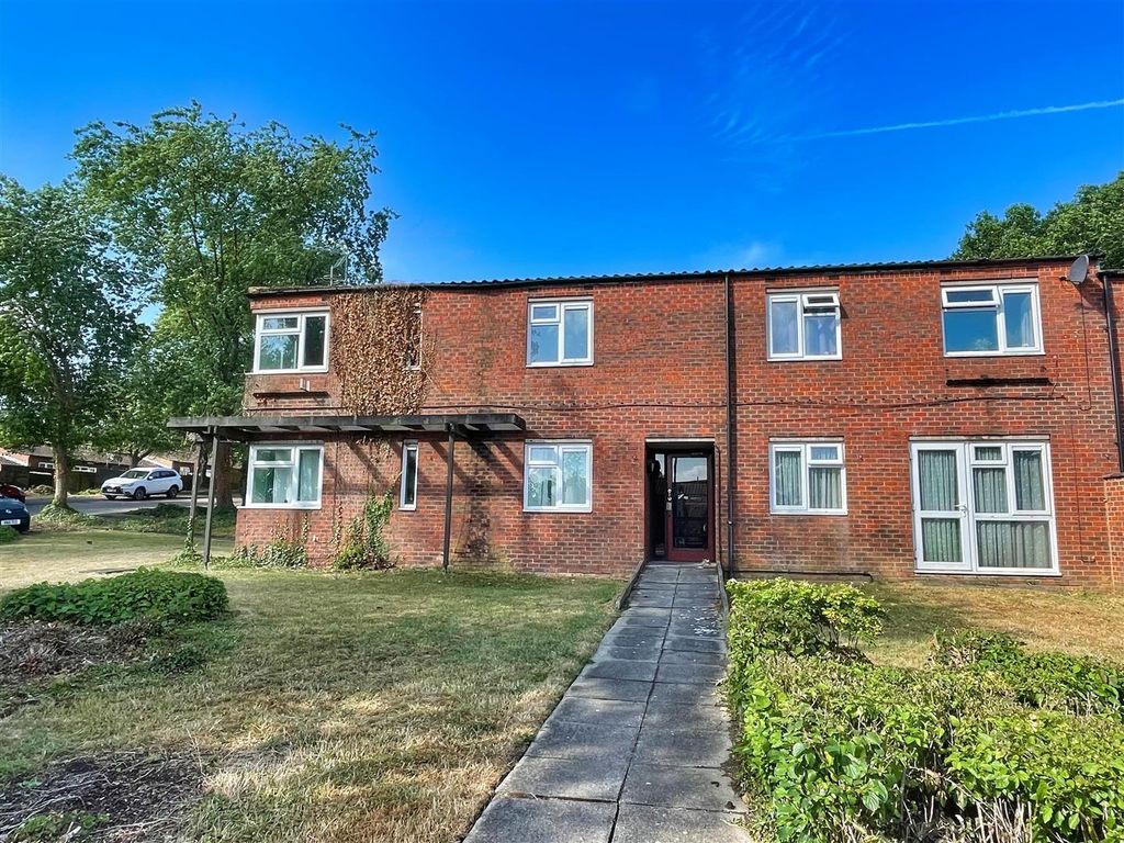Property photo 1 of 5