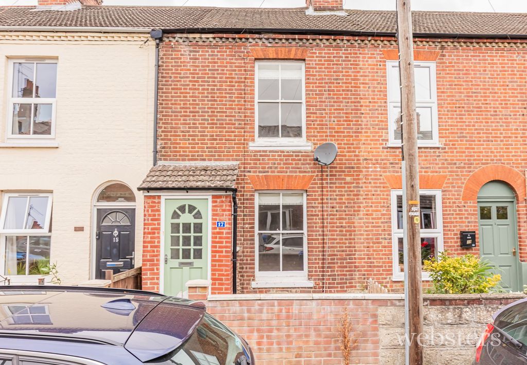 Property photo 1 of 12