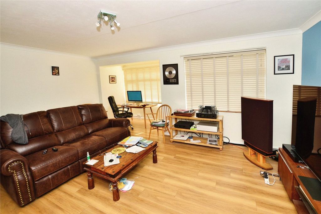 Property photo 3 of 13 Living Room