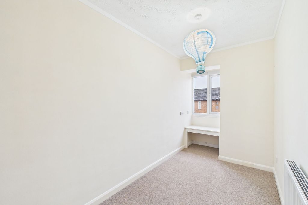 Property photo 3 of 8