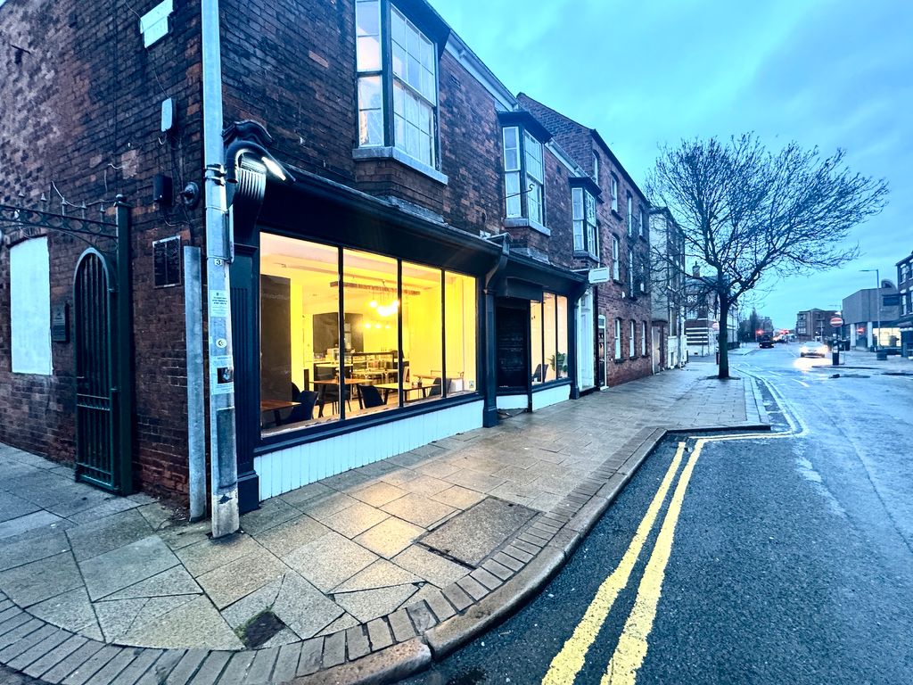 Property photo 2 of 14