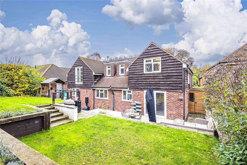 Property photo 2 of 19 Picture No. 34