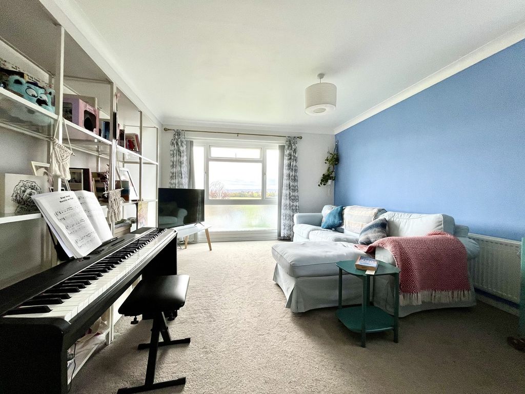 Property photo 2 of 10 Not Specified