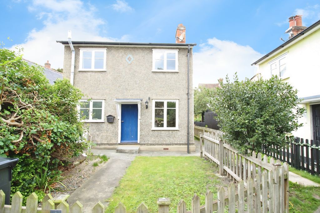 Property photo 1 of 8