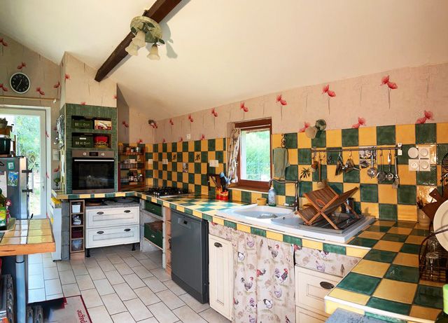 Property photo 3 of 29