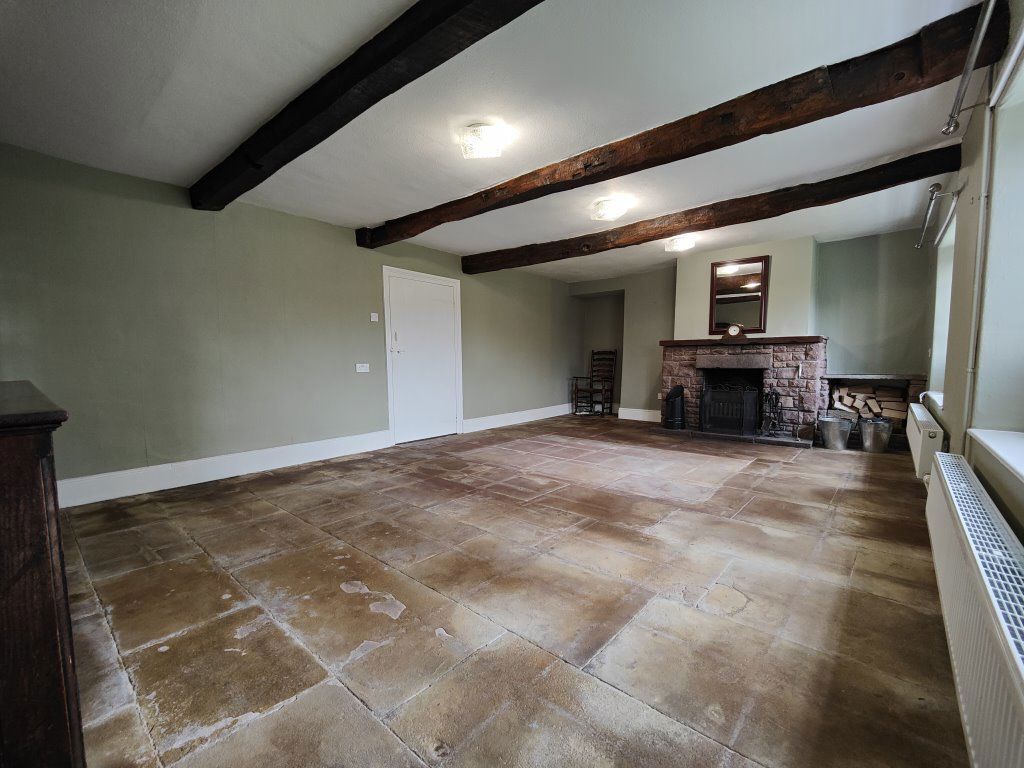 Property photo 3 of 23