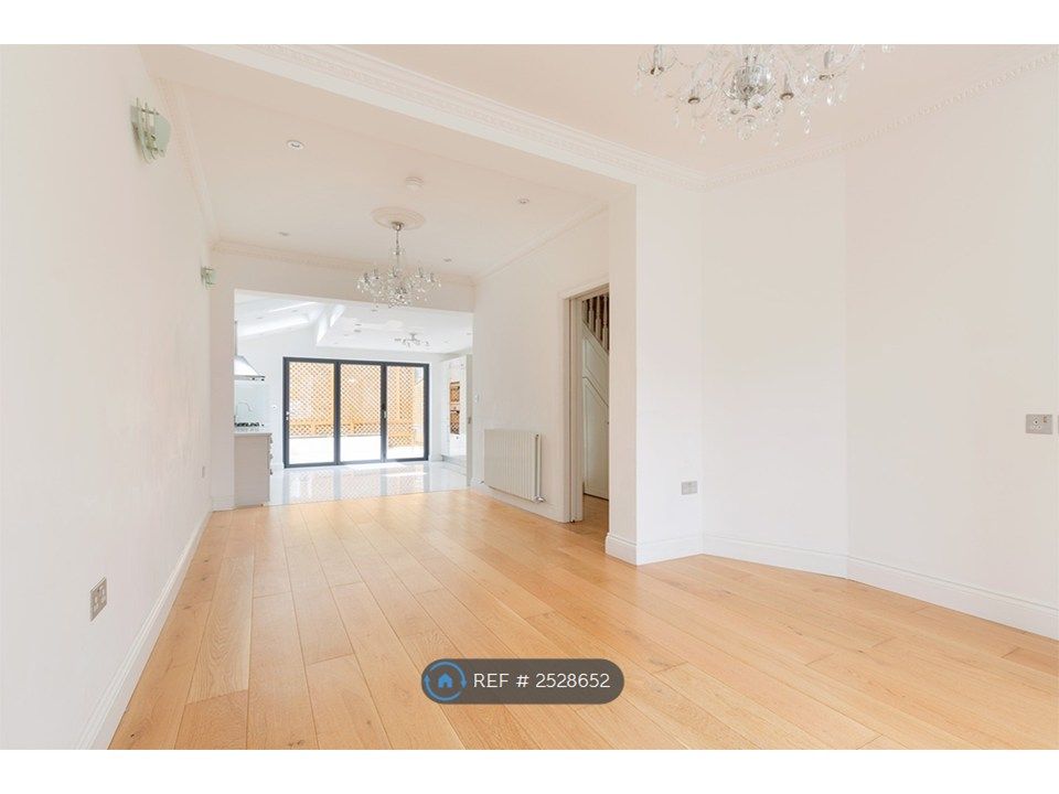 Property photo 1 of 35