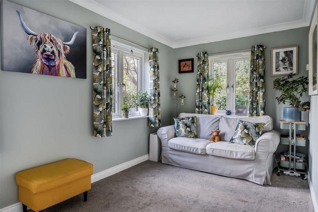 Property photo 2 of 17 1382765-20-691d9Bda392B3.Jpg