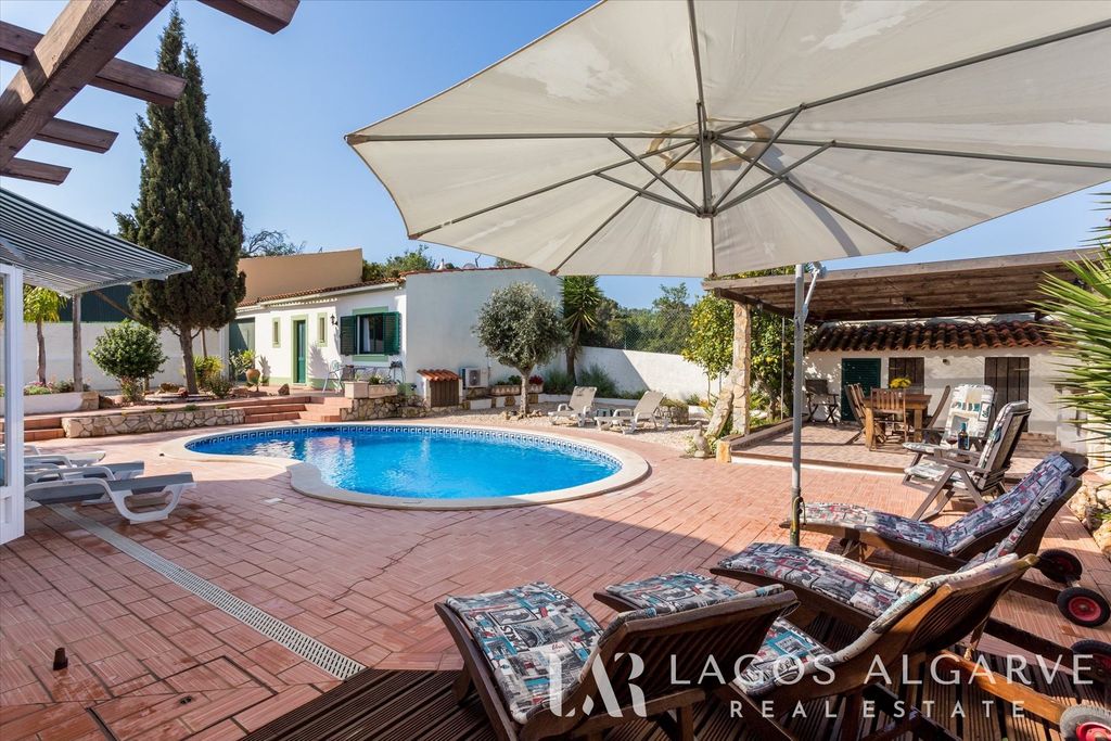 Property photo 1 of 41 3 Bedroom Villa With Swimming Pool, Beautiful Garden And Independent 1 Bedroom Annex, Atalaia, Lagos