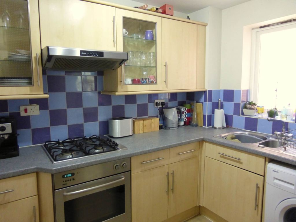 Property photo 3 of 5