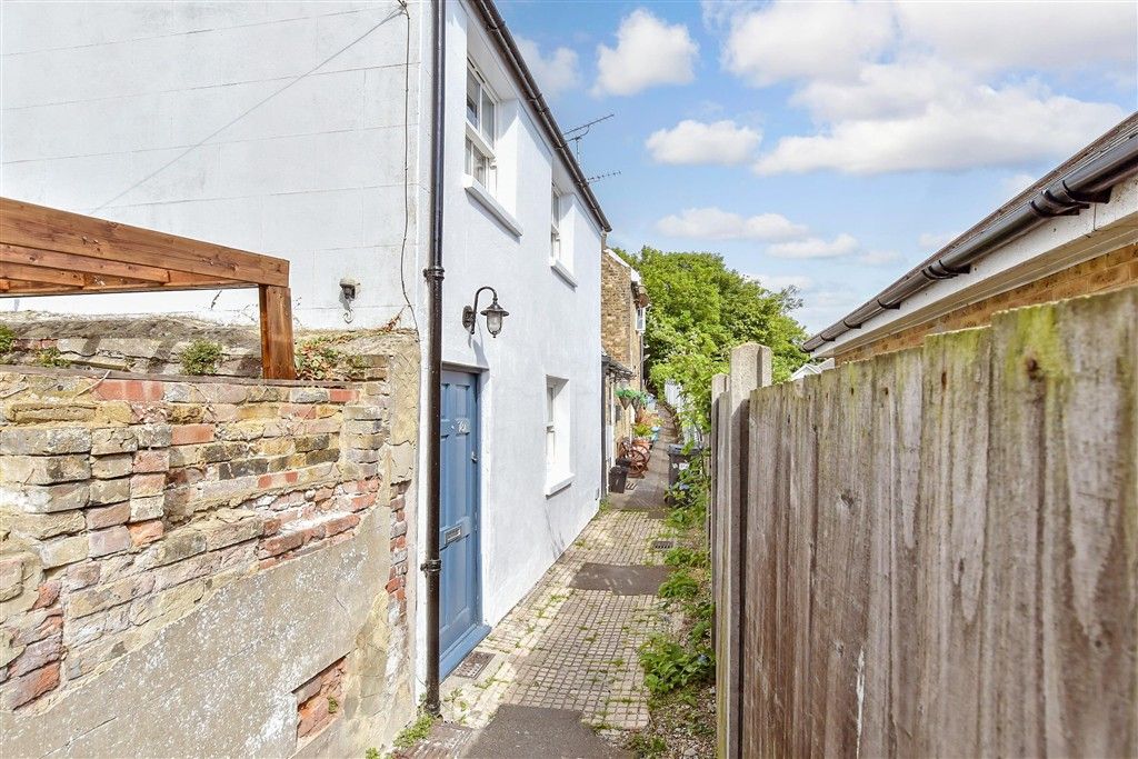 Property photo 2 of 23 Annexe