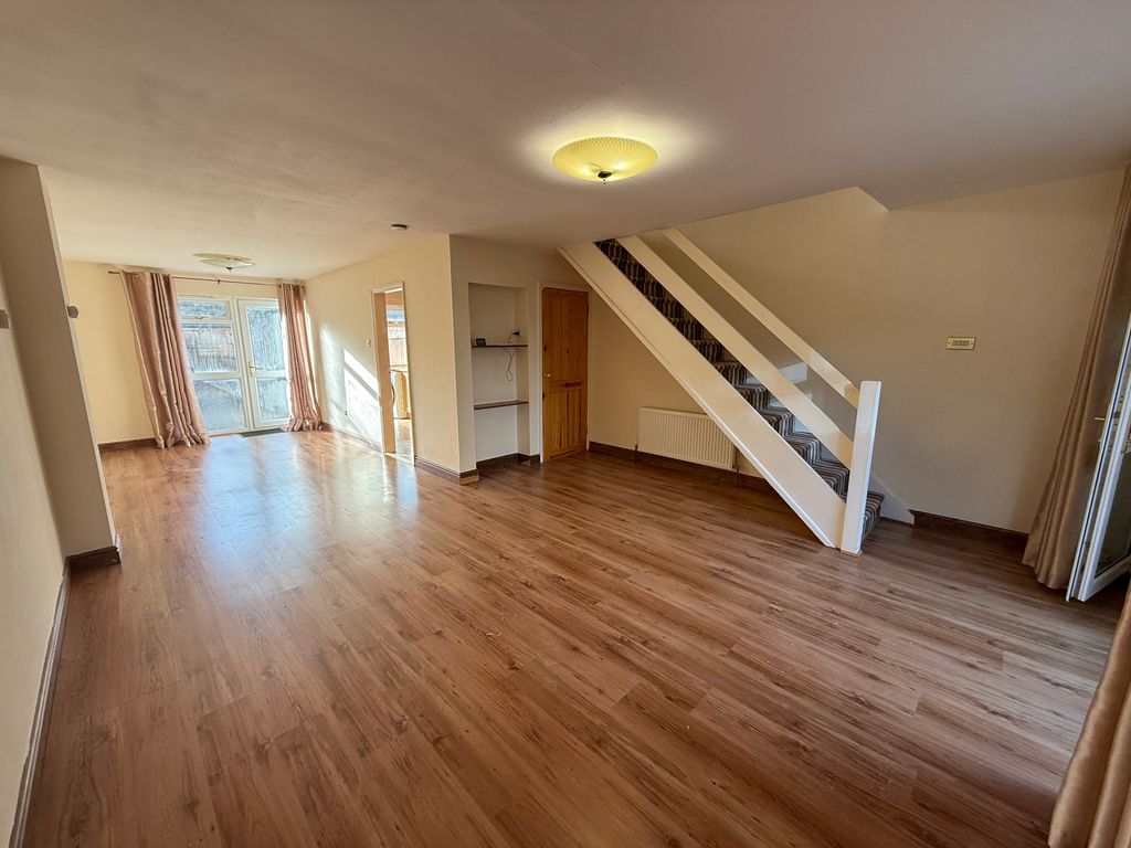 Property photo 2 of 16 Img_8902