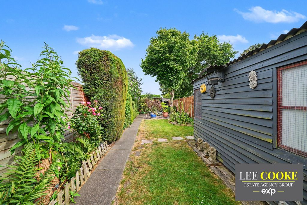 Property photo 2 of 24