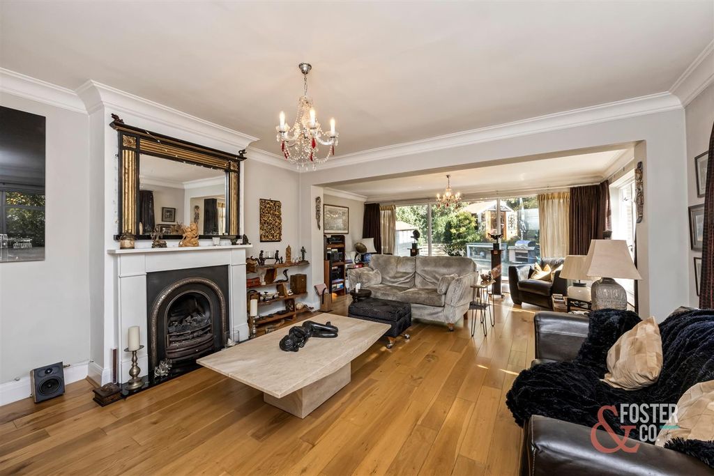 Property photo 3 of 37 Shirley Drive, 59-029.Jpg