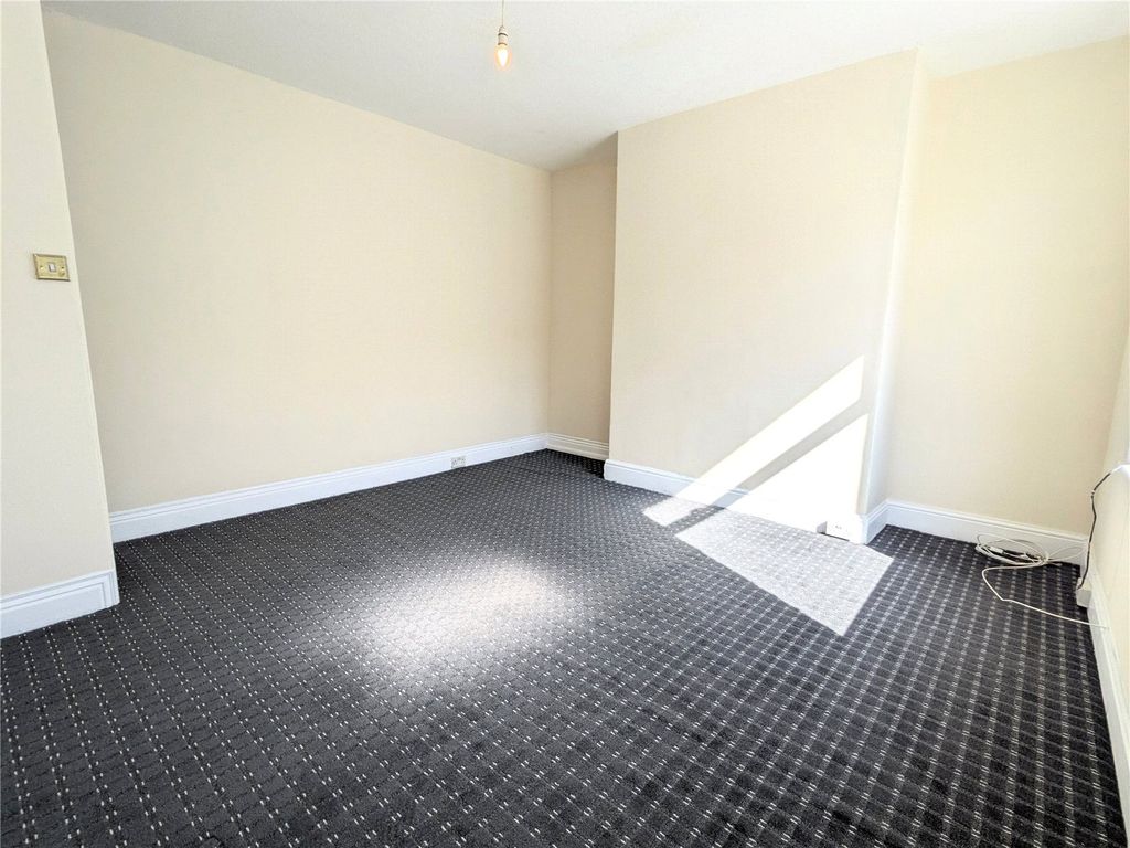 Property photo 2 of 13 Picture No. 02