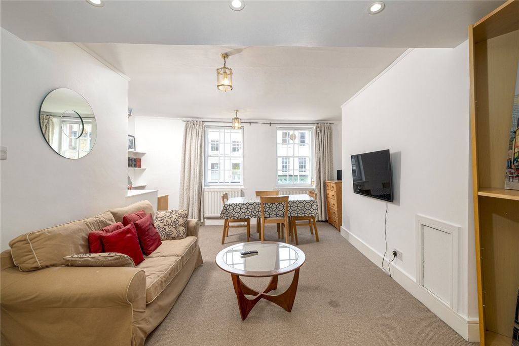 Property photo 2 of 16 Picture No. 03