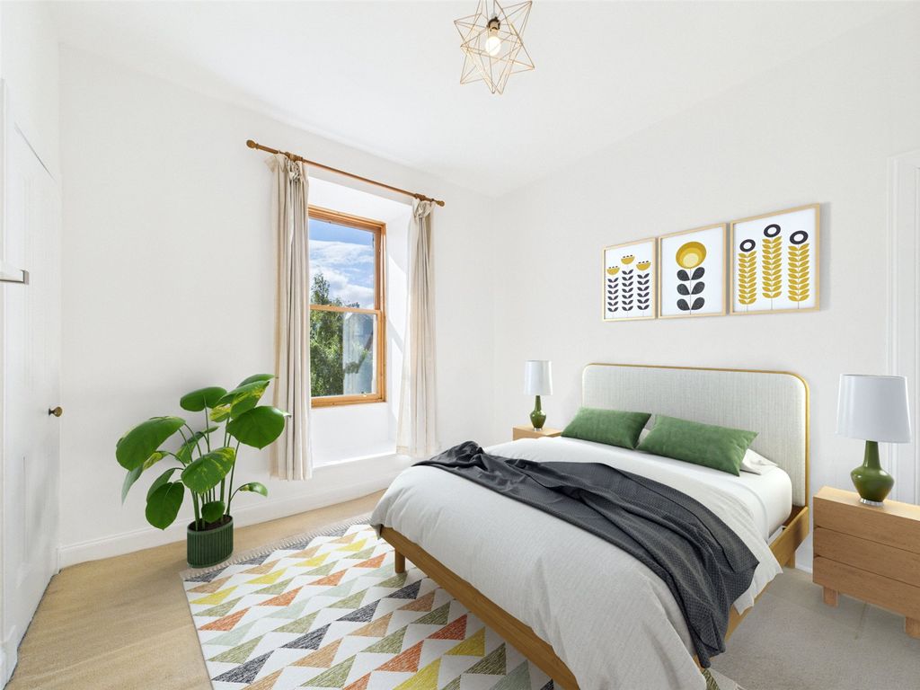 Property photo 3 of 34 Picture No. 14