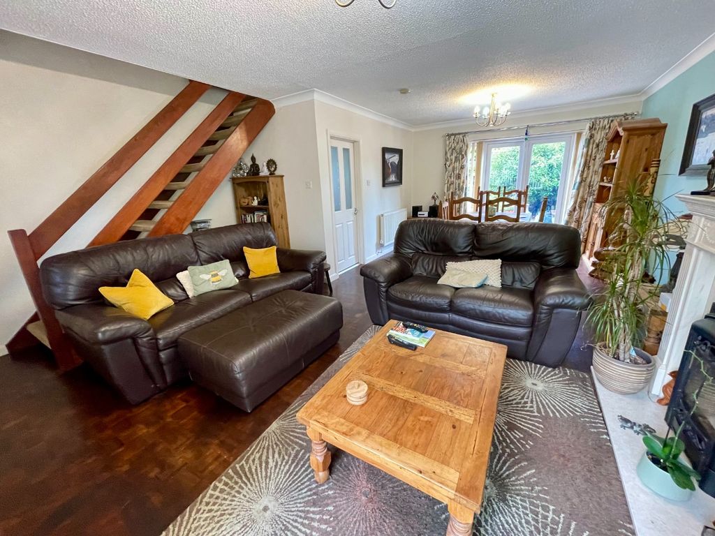 Property photo 2 of 16 4309601