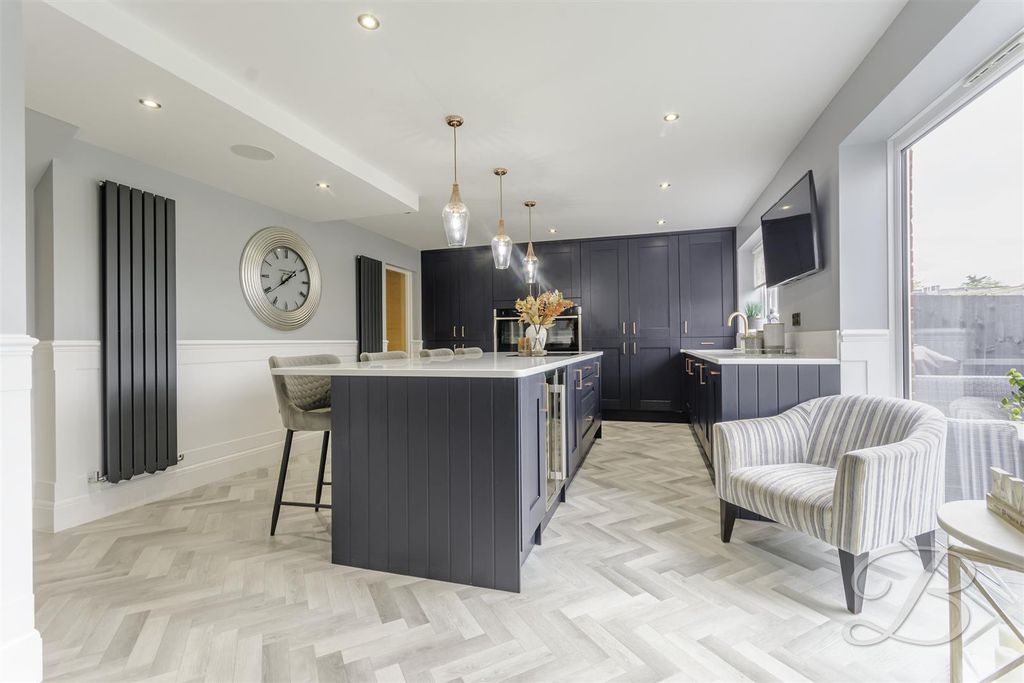 Property photo 2 of 46 Ccltd-8.Jpg