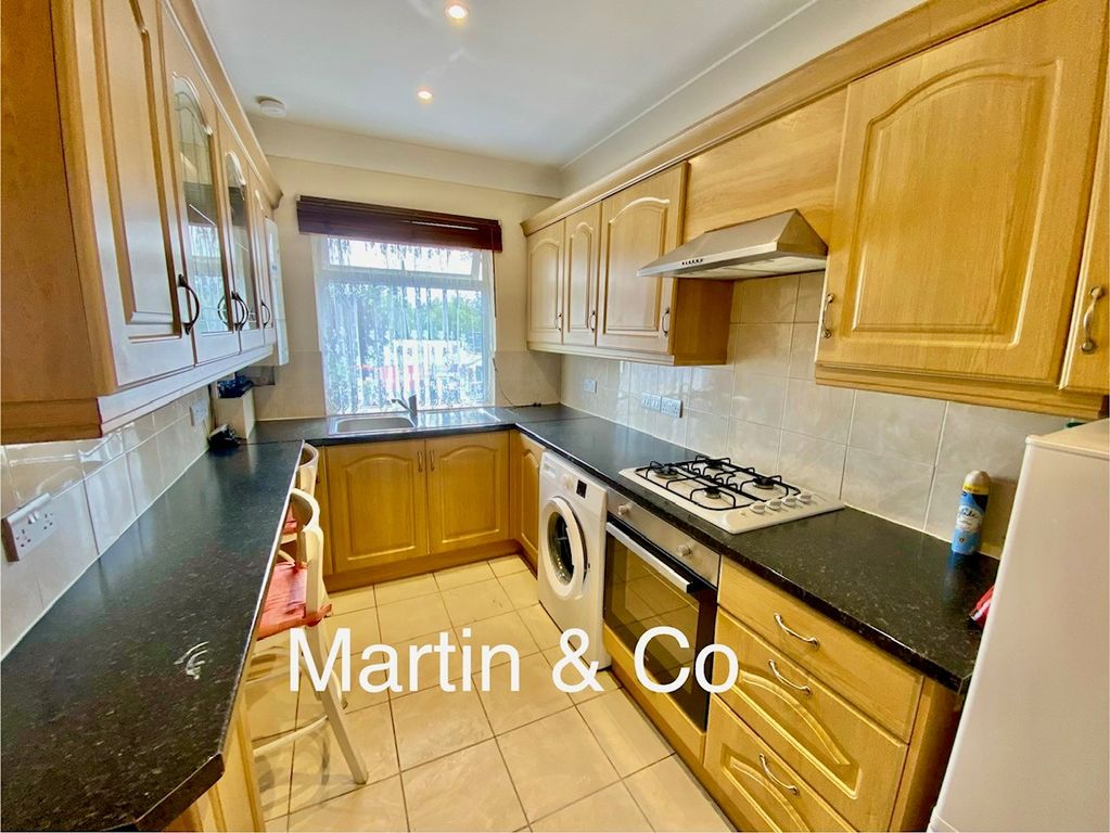 Property photo 2 of 11 Kitchen Diner